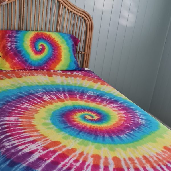 RAINBOW SWIRL COTTON SUPER KING DOONA/DUVET COVER